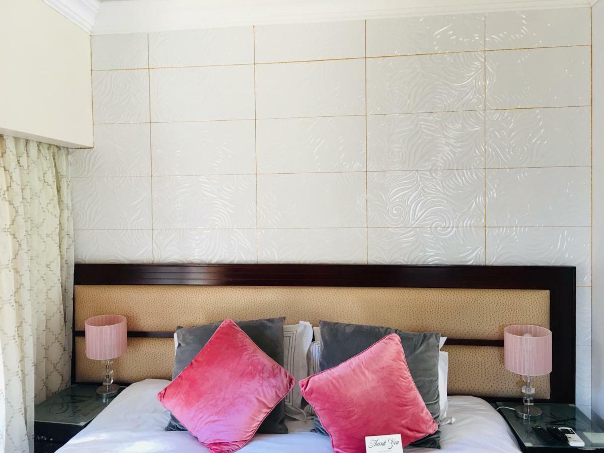Riverton Manor Centurion Esterno foto